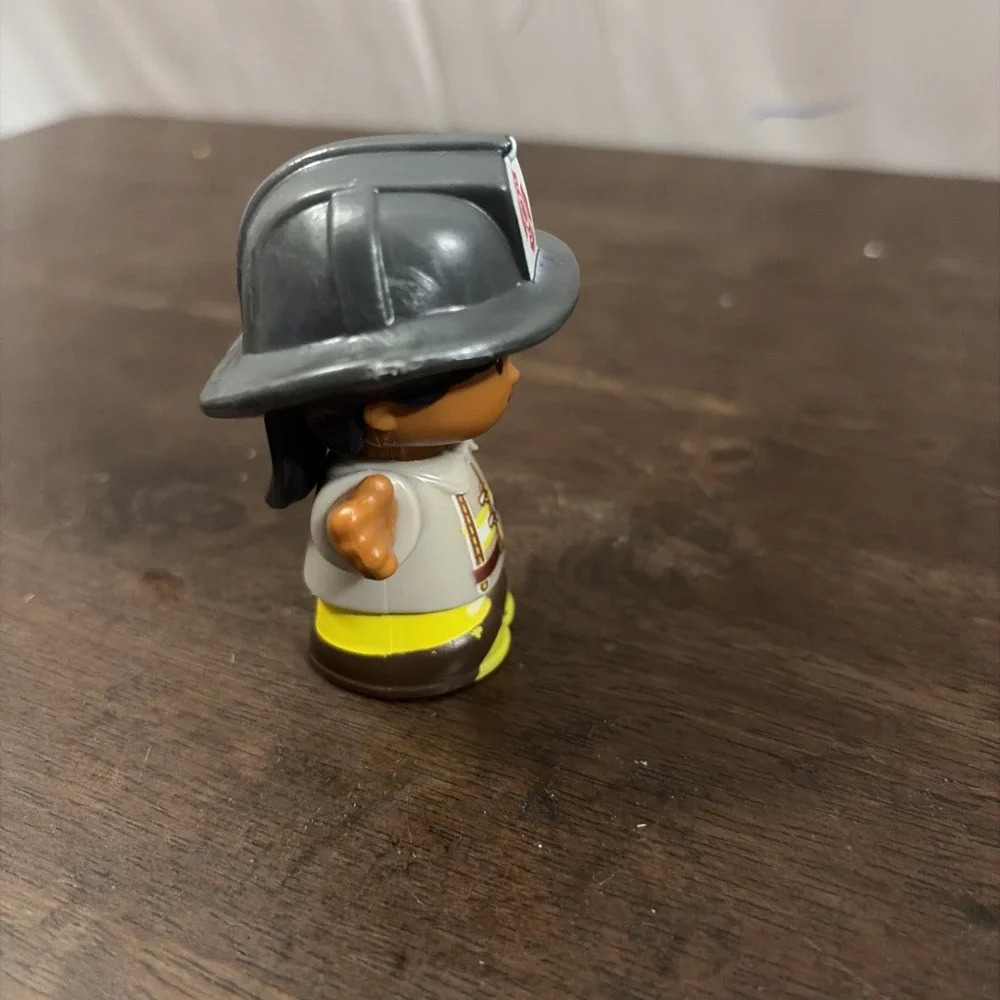 Fisher Price Little People Firefighter woman open arms African American 2016